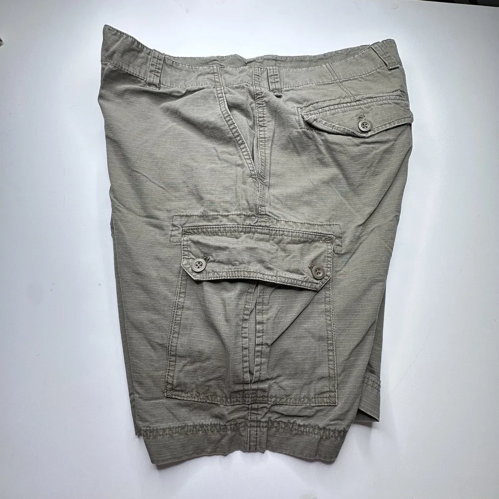 GH Bass Earth Shorts Mens 38 Green Cargo Outdoor Fishing Camp Casual Pockets Y2K